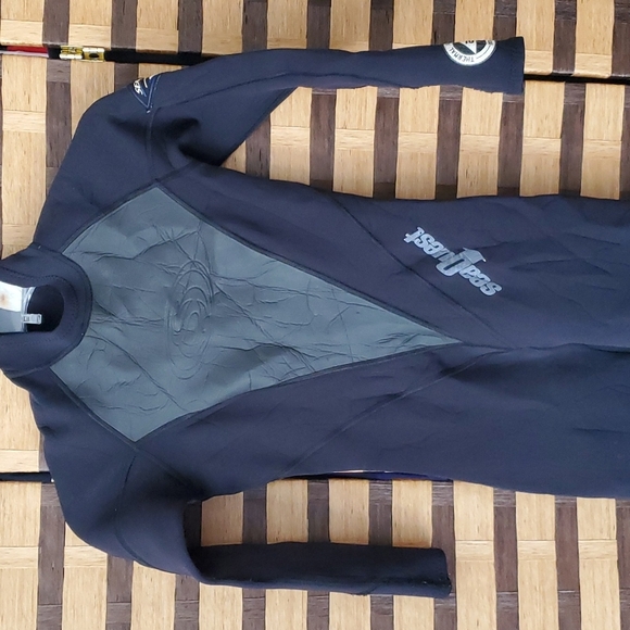 Seaquest 2mm insulated wetsuit - Picture 2 of 10